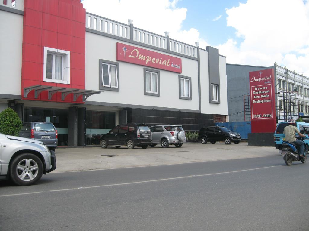 Imperial Hotel Kendari Εξωτερικό φωτογραφία